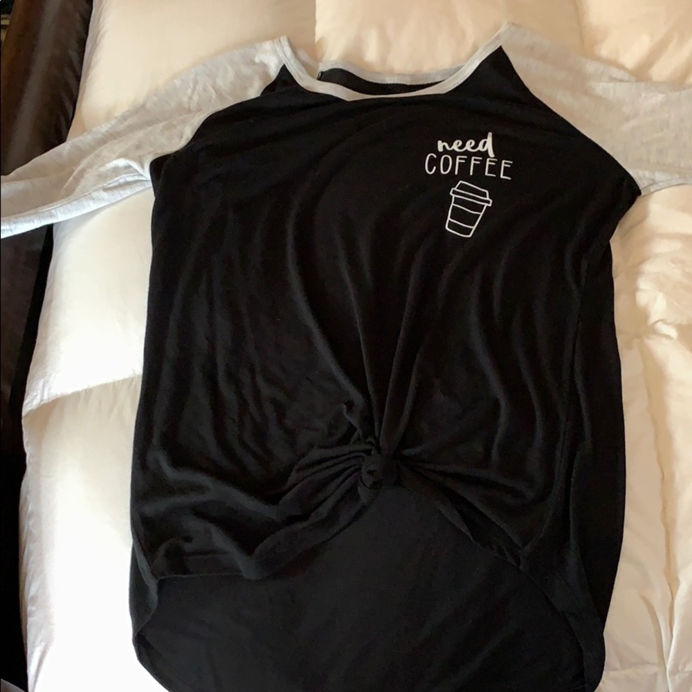 Half sleeve tee shirt